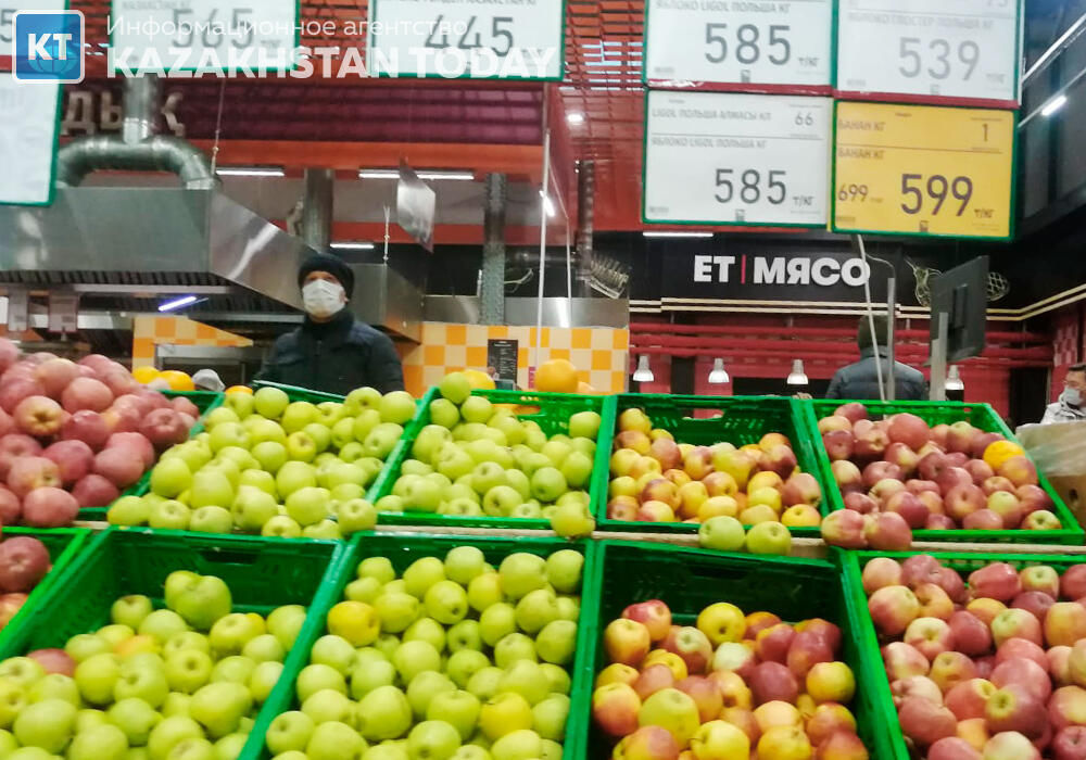 Сразу на 57% за год подорожали яблоки для жителей Алматы
