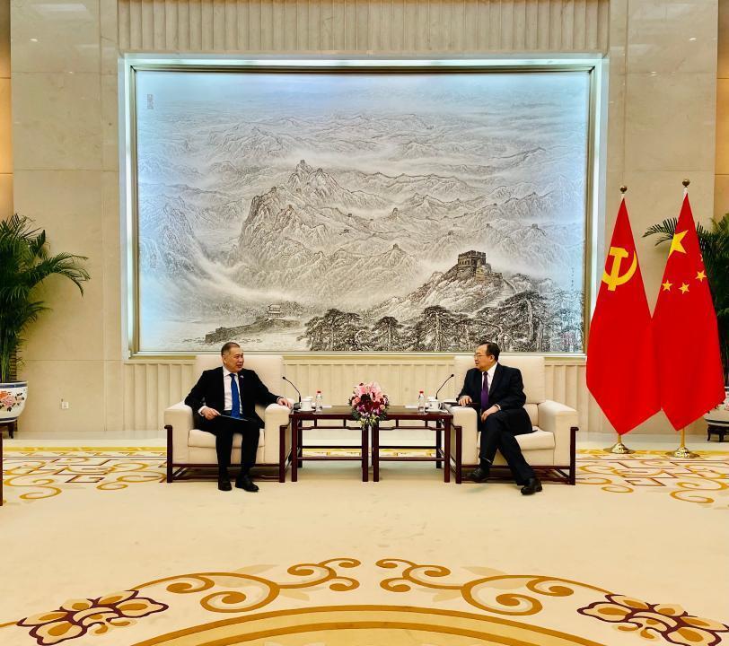 Компартия Китая готова укреплять межпартийный диалог с Казахстаном