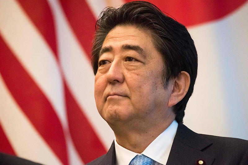 Токаев выразил сочувствие семье раненого экс-премьер-министра Японии