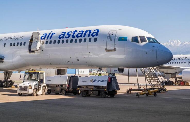 Отказал двигатель: самолет рейсом Шымкент - Нур-Султан вернулся в аэропорт