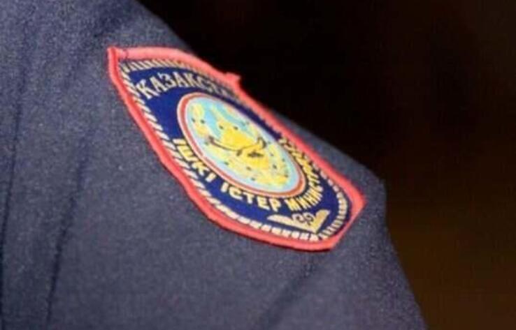 В Кокшетау полицейские подозреваются в получении взятки в 50 тысяч долларов США