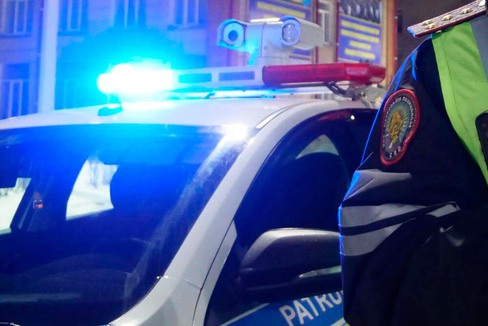 Полицейский применил табельное оружие при задержании участников драки в аэропорту Алматы