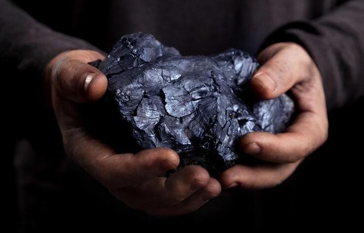 Казахстан планирует ввести запрет на вывоз каменного угля автомобильным транспортом
