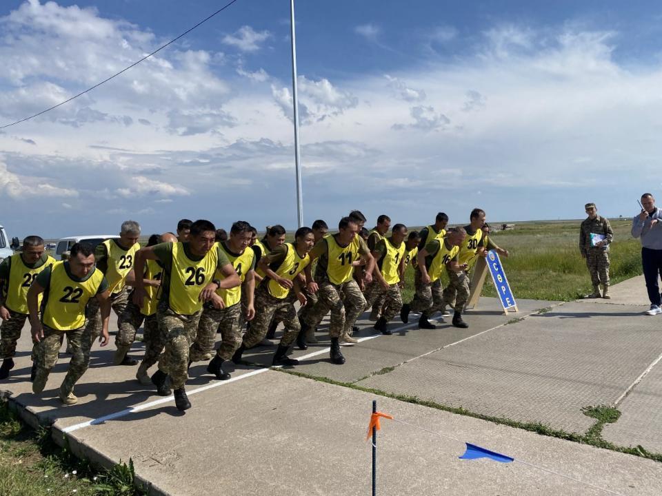 Лучшую по физической подготовке воинскую часть определят в Казахстане. Фото: МО РК