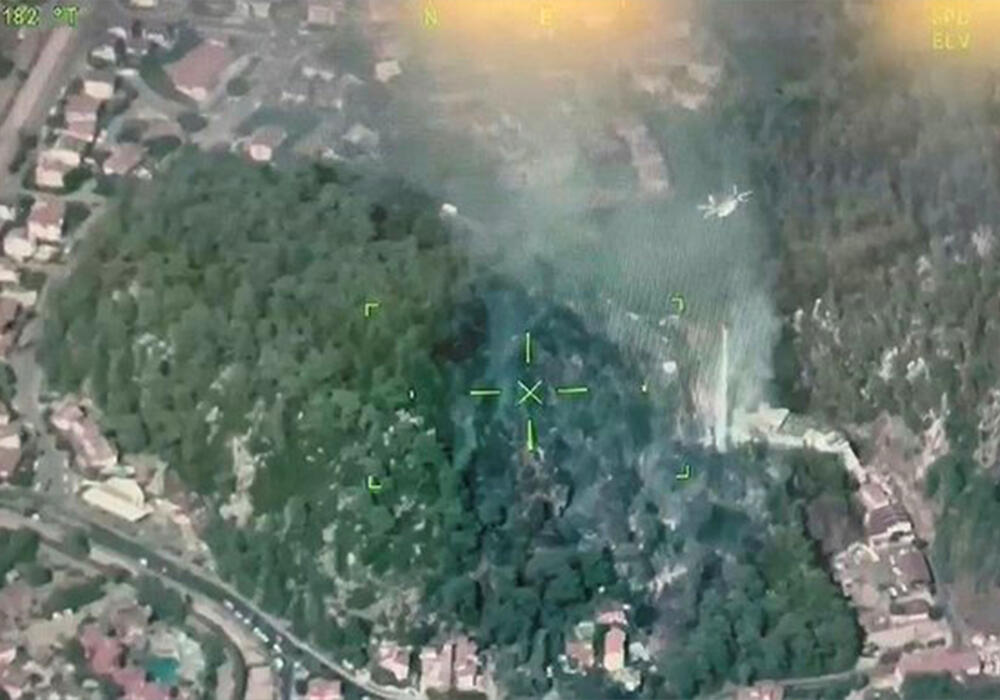 В Турции лесной пожар перекинулся на отель . Фото: ahaber.com.tr