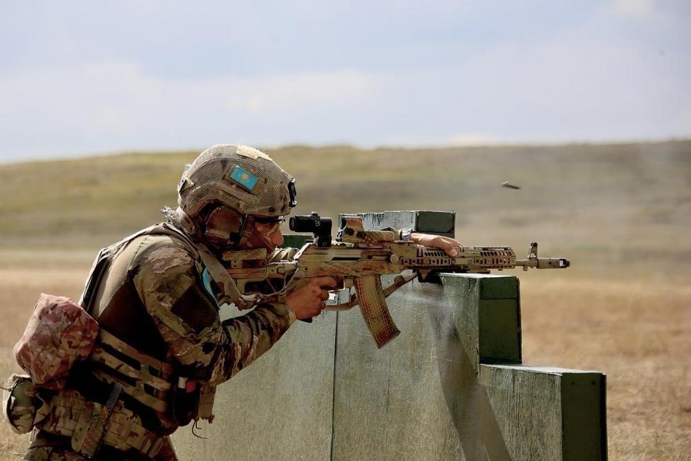 Казахстанские военнослужащие стали победителями в трех конкурсах АрМИ-2022