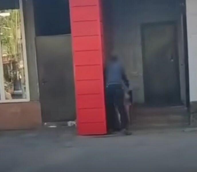 Полиция Талдыкоргана разыскивает потерпевшую женщину из видеоролика 