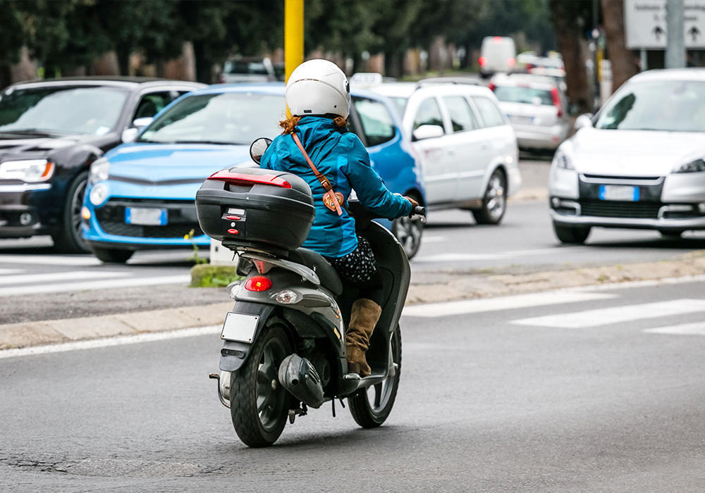 Алматыда бір тәулік ішінде 114 мопед жүргізушісіне айыппұл салынды