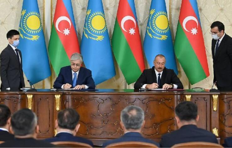 В рамках визита Токаева в Азербайджан подписан ряд документов 
