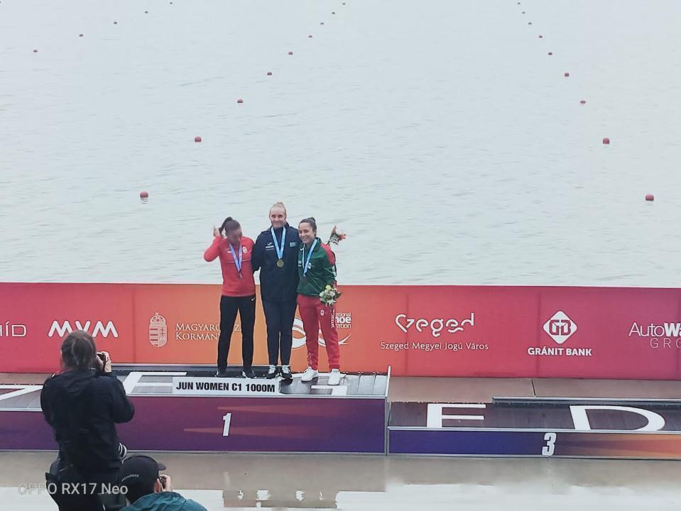 Казахстанка триумфально выиграла чемпионат мира по гребле. Фото: МКС РК