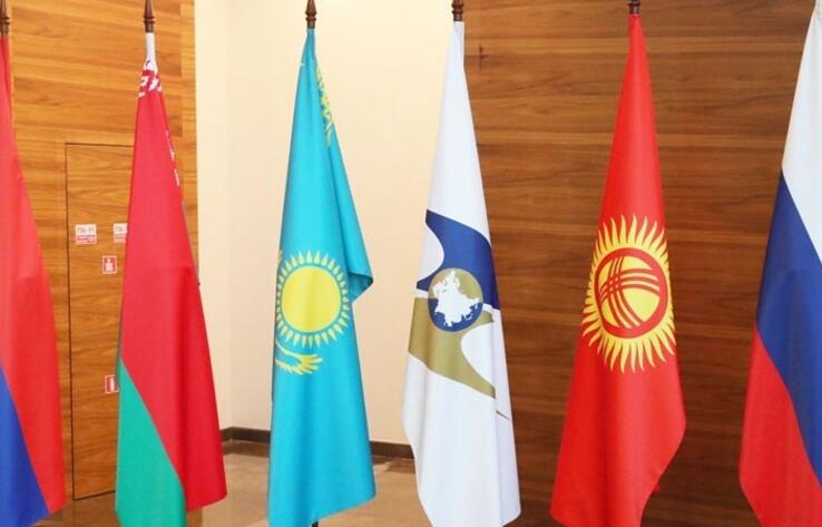 Vector of Eurasian continent's development determined by EAEU-SCO relations