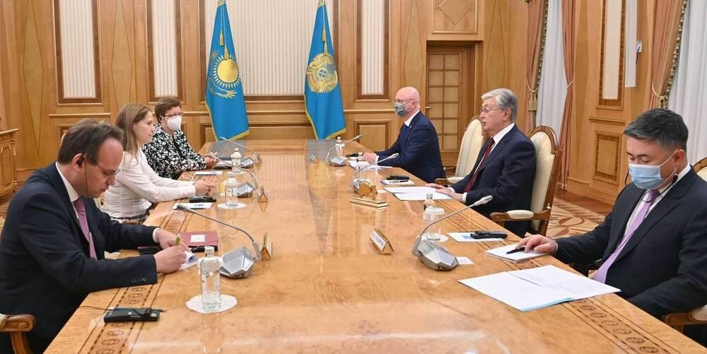 Токаев и председатель наблюдательного совета CLAAS Group обсудили расширение производства сельхозтехники в Казахстане