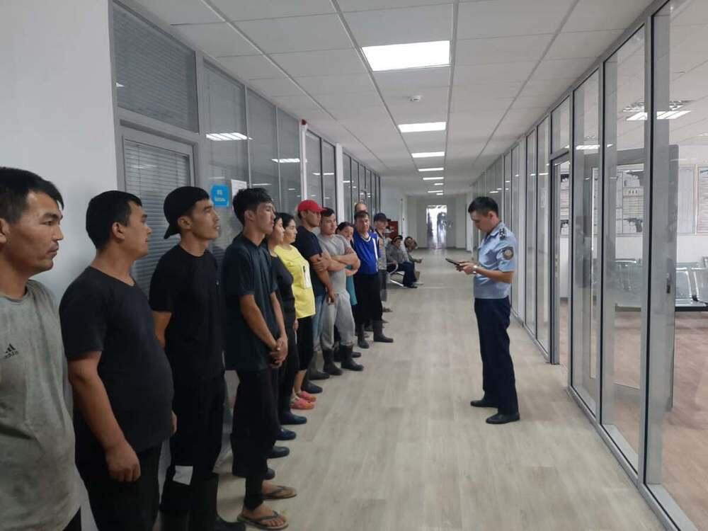 Более пяти тысяч иностранцев оштрафовали в Мангистау с начала года
