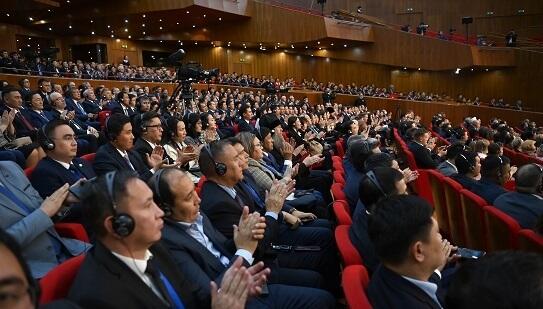 Папа римский: Я прибыл в Казахстан в качестве паломника мира с целью поиска диалога и единства. Фото: Акорда