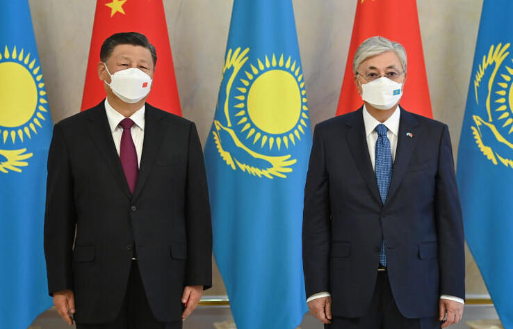 Kazakh, Chinese Presidents meet at Akorda