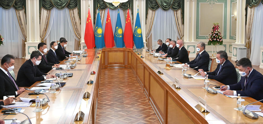 Kazakh, Chinese Presidents hold meeting