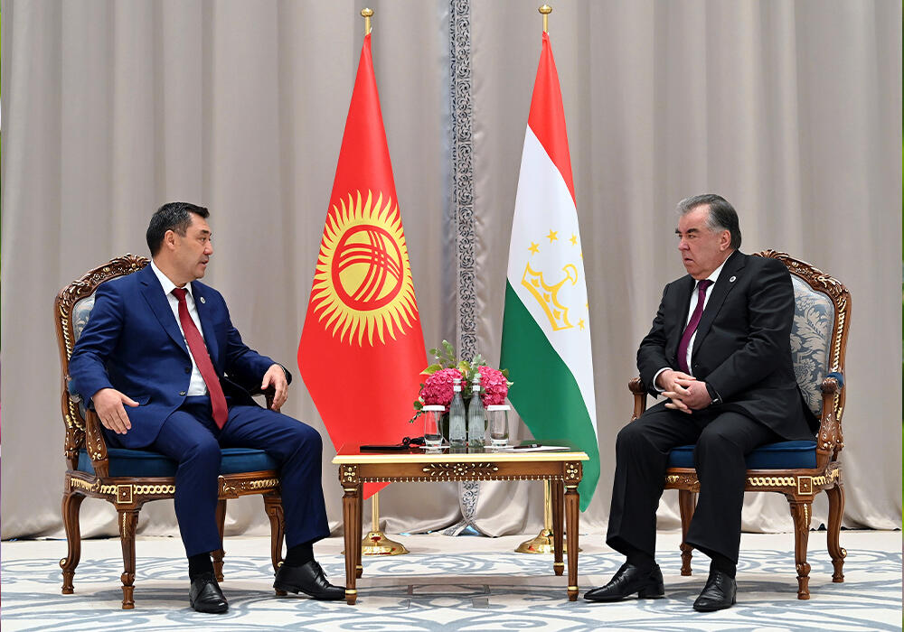 Лидеры Таджикистана и Кыргызстана договорились об отводе сил от границ между странами 