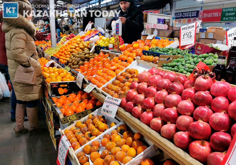 Санврачи ЗКО выявили превышение нитратов во фруктах 