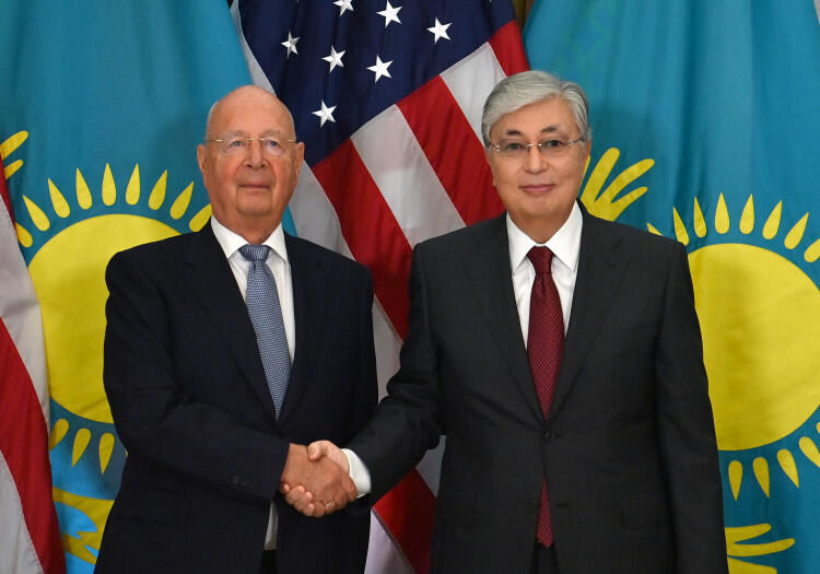 Президента Казахстана пригласили принять участие во Всемирном экономическом форуме