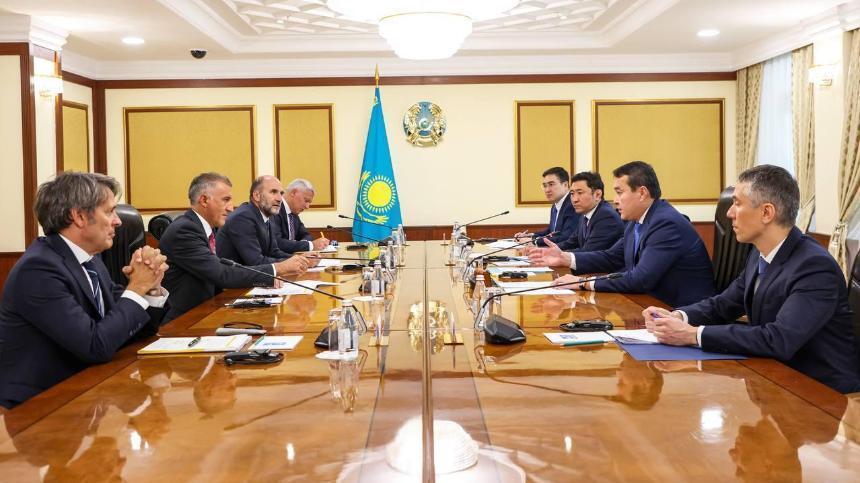 Kazakh government supports construction of gas processing plant at Kashagan