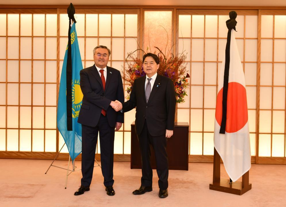Kazakh and Japan’s FMs hold talks in Tokyo. Images | gov.kz