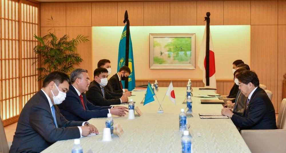 Kazakh and Japan’s FMs hold talks in Tokyo. Images | gov.kz
