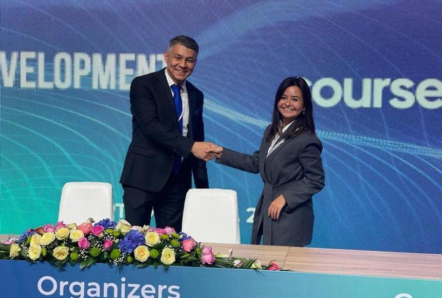 Skills Enbek and Coursera sign memo on development of online learning in Kazakhstan