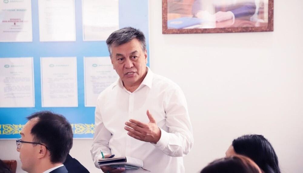 Проект новой политической платформы AMANAT обсуждают в четырех тысячах первичных партийных организаций. Фото: AMANAT