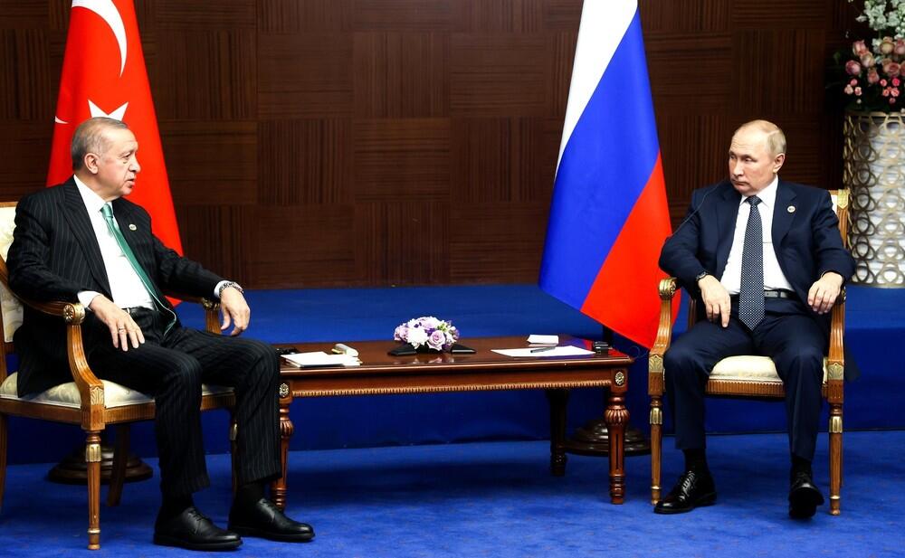Путин провел встречу с Эрдоганом в Астане