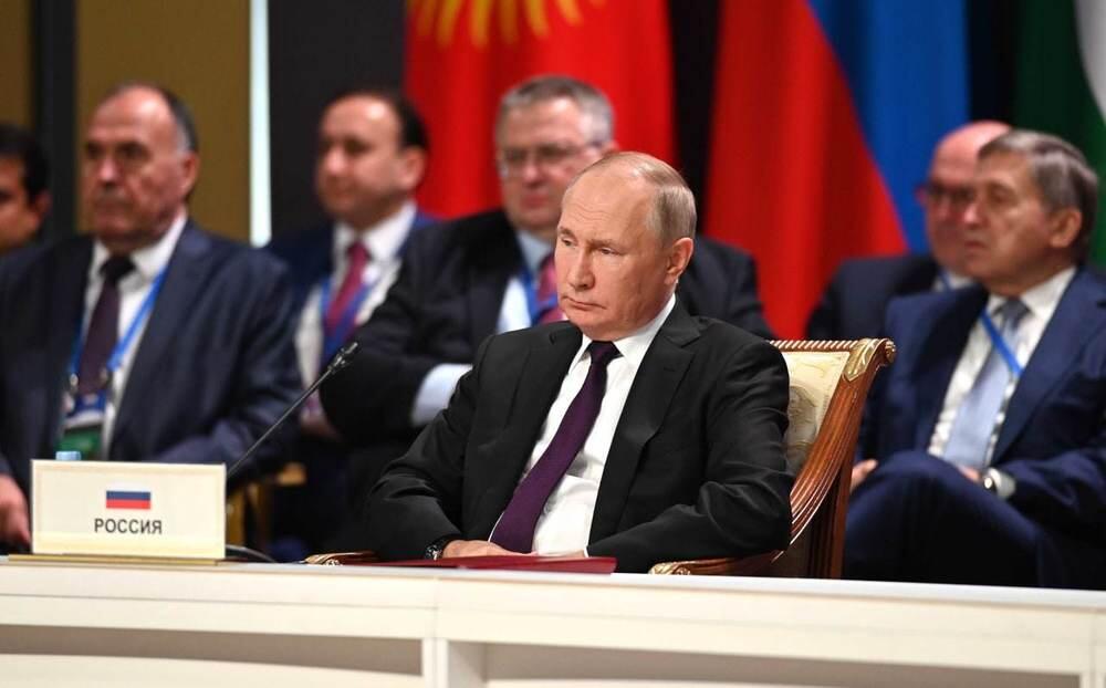 Президент России предложил активизировать сотрудничество СНГ с ОДКБ и ШОС 
