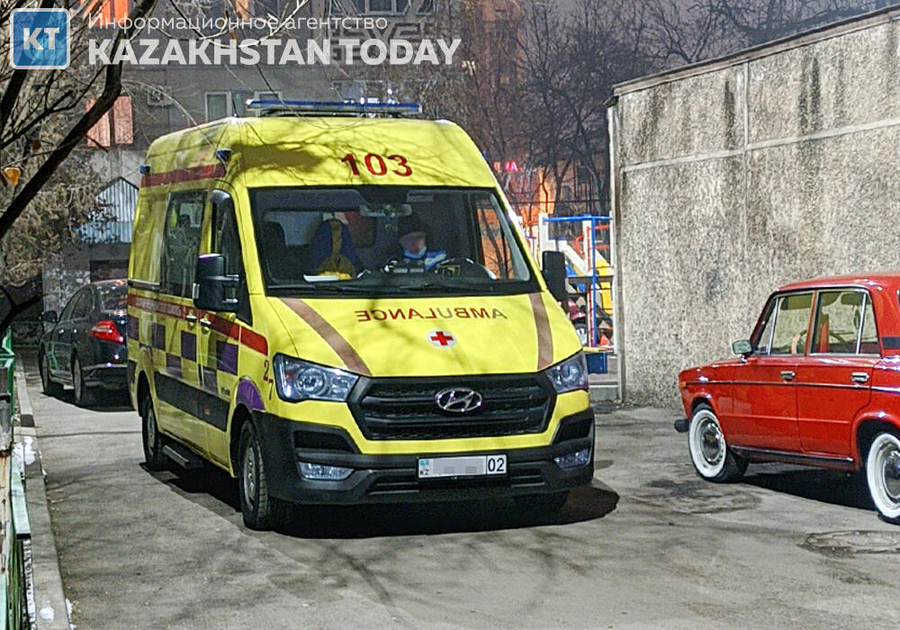 Два школьника попали в больницу с резаными ранами в Павлодаре