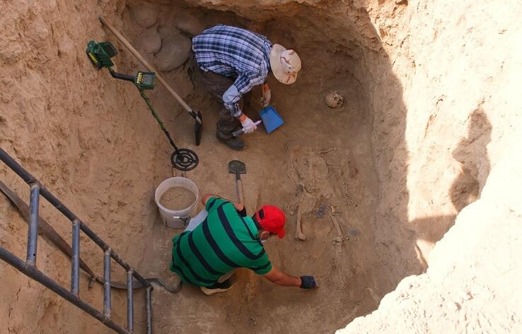Археологи нашли захоронение воина сакской эпохи в Алматы