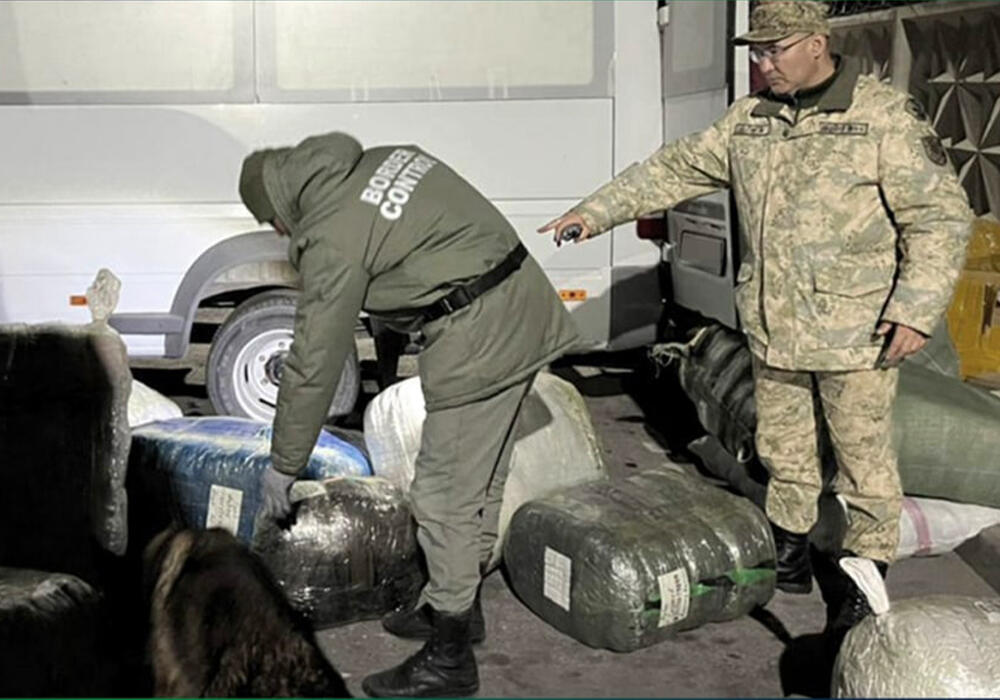 В Жамбылской области пограничники задержали кыргызстанца с наркотиками . Фото: Пресс-служба КНБ РК