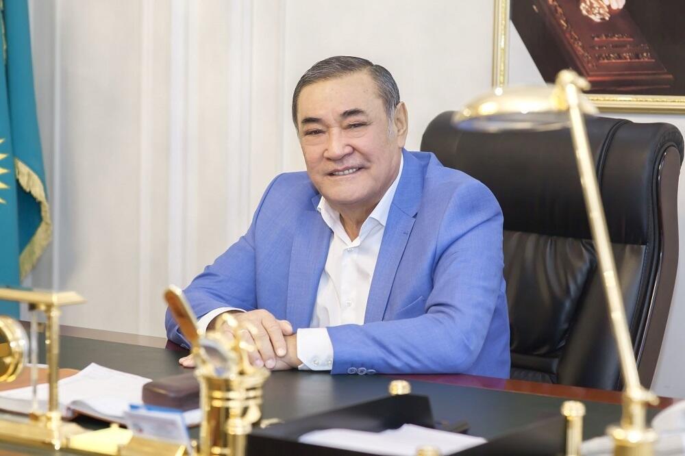 Советнику главы "АЗМК Group" Ахметжану Шардинову исполнилось 75 лет