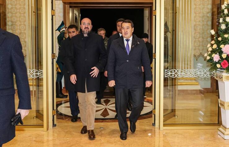 Президент Евросовета прибыл с официальным визитом в Казахстан