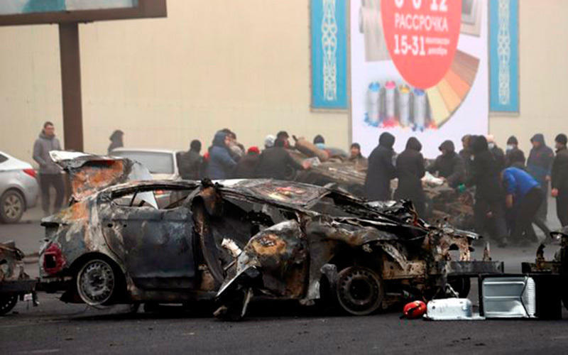 В Алматы владельцам автомобилей, пострадавших во время январских погромов, выплатили около 567 миллионов тенге