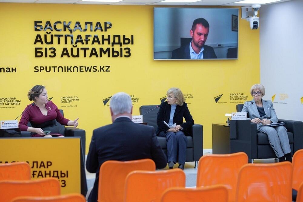 Эксперты из Казахстана и России обсудили изменения российской системы образования для иностранцев