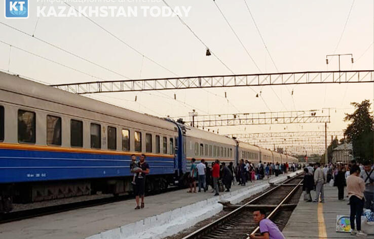 Билеты на поезда подрожали на 20% в Казахстане