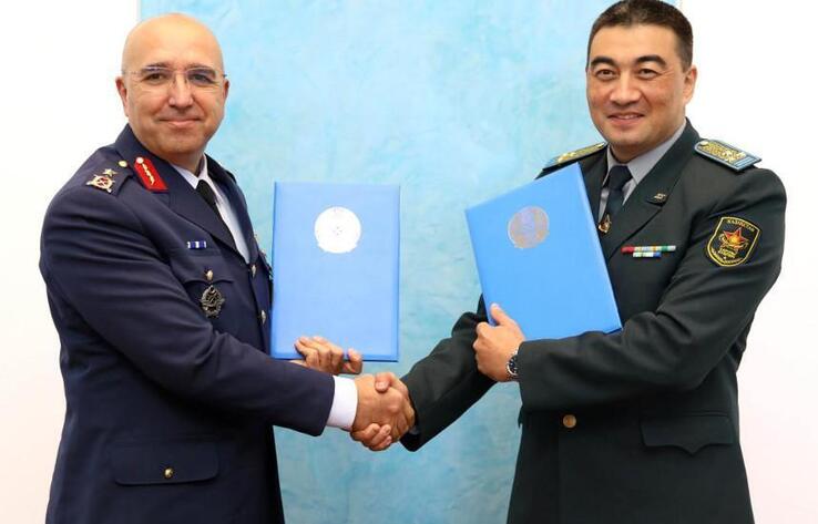 Kazakh, Turkish military coop prospects discussed in Astana