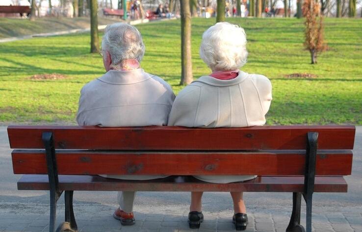 Директор дома престарелых в Абае оштрафован на 2 миллиона за попытку хищения пенсий постояльцев