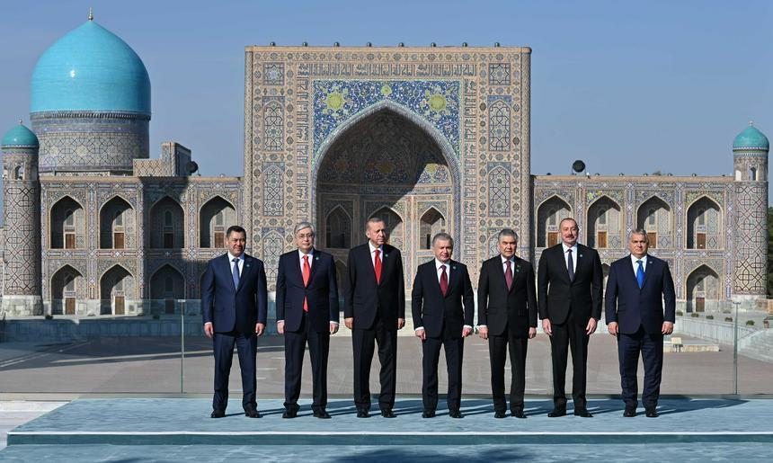 Kazakh President takes part in tree-planting campaign in Samarkand. Images | akorda.kz