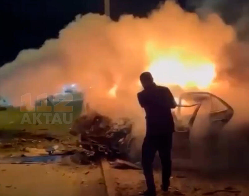 В Мангистауской области сгорел автомобиль, два человека погибли