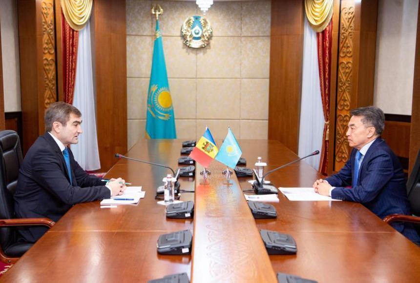 Kazakhstan, Moldova debate prospects for interparliamentary coop