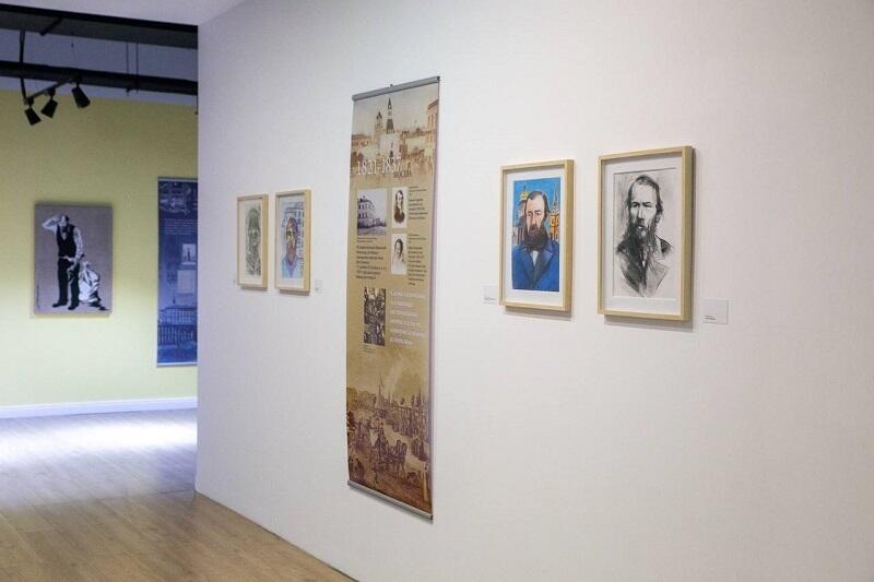 В Семее открылась выставка портретов Достоевского . Фото: bigasia.ru