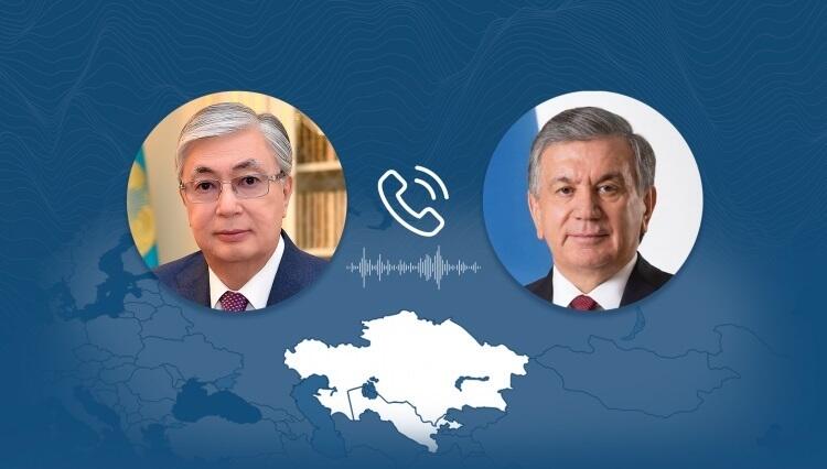 Состоялся телефонный разговор президентов Казахстана и Узбекистана