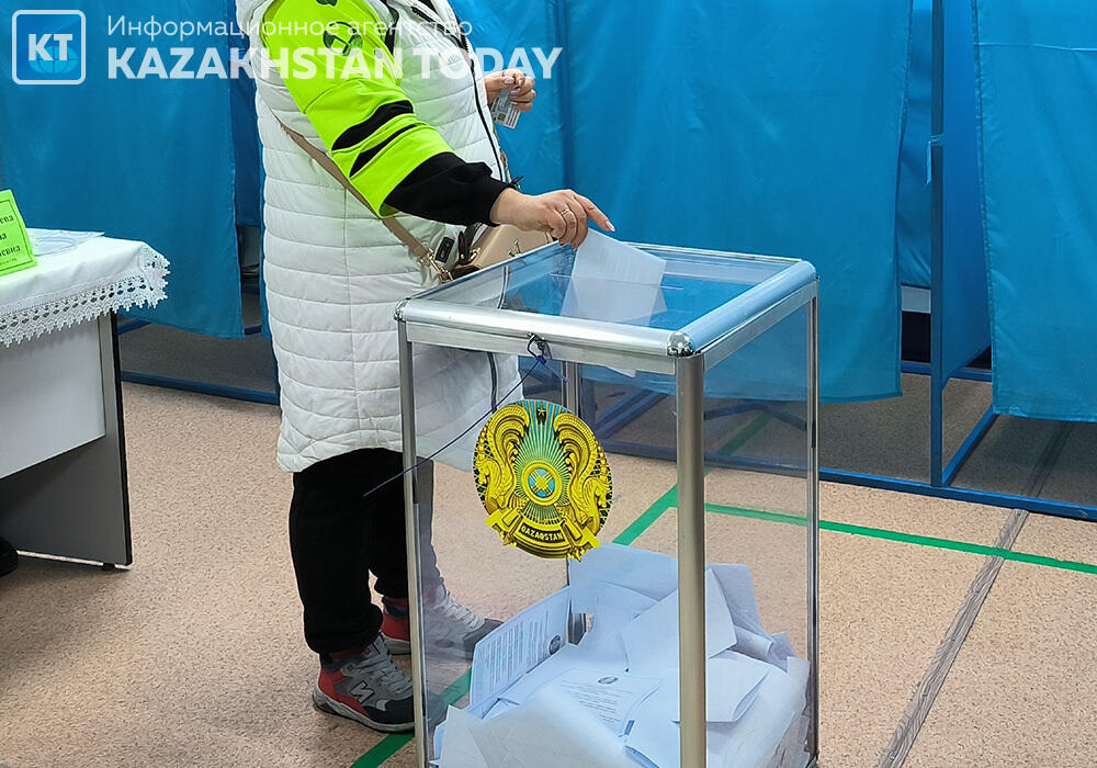 Kazakhstan holds early presidential elections