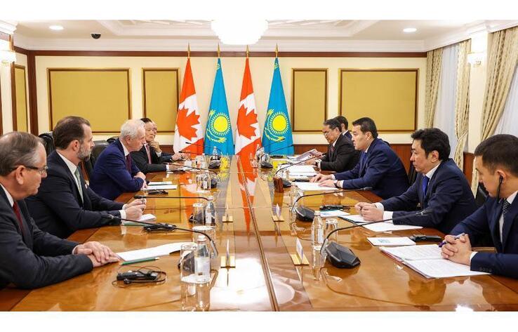 Kazakh PM, Canada’s special envoy to EU and Europe hold talks
