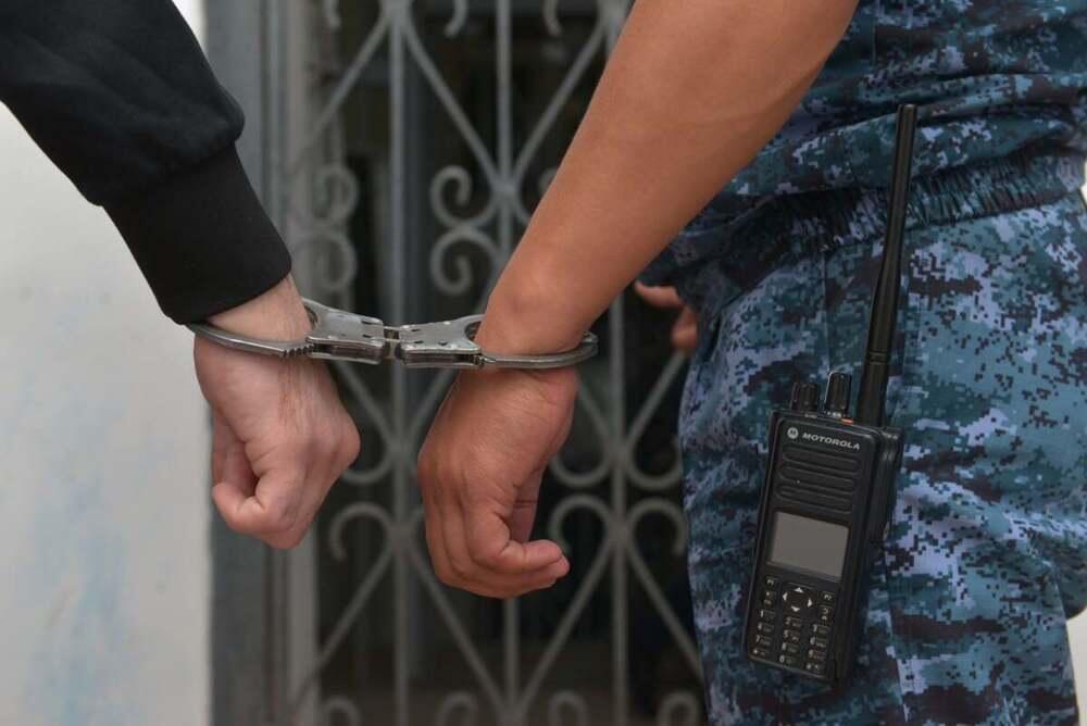 Криминального "авторитета", лидера и участника преступной группы задержали в Астане