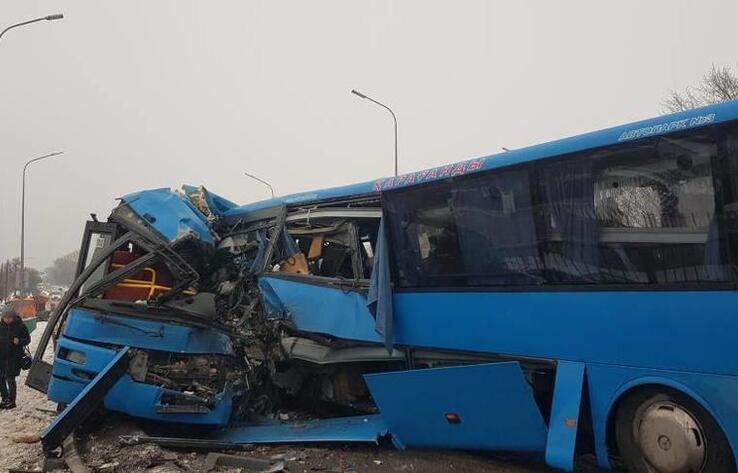 Смертельное ДТП с автобусами в Караганде: медики рассказали о состоянии пострадавших 