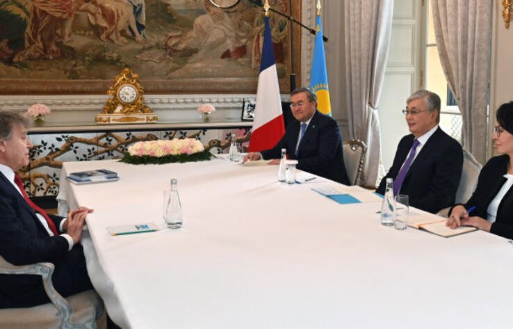 Президент Казахстана встретился с основателем Французского института международных отношений 